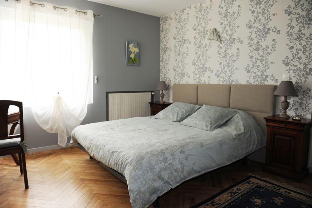 A L'Oree Du Bois - Chambres D'Hotes Hostun Room photo